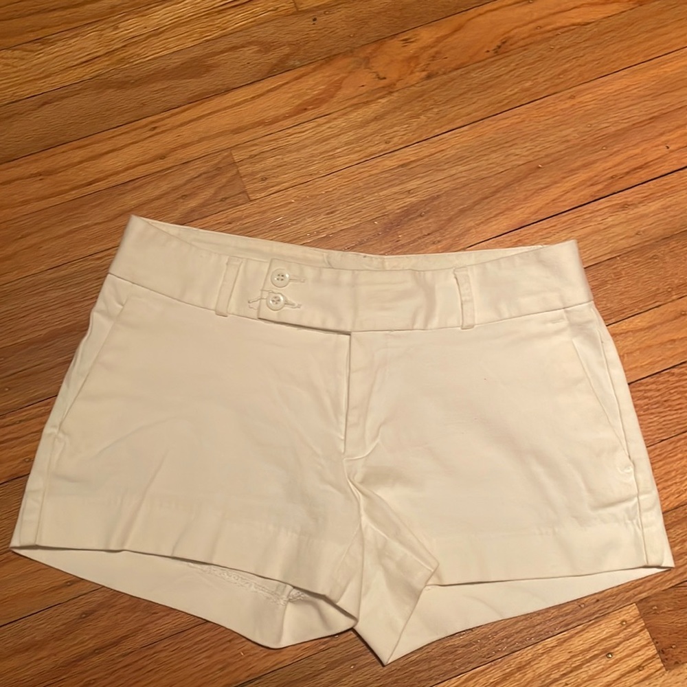 Banana Republic White Chino Shorts (Size 2)